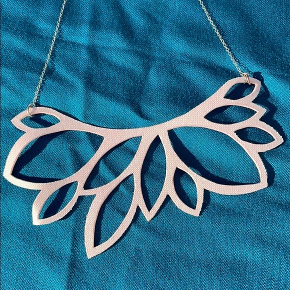 Vinyl Necklace - Picture 4 of 6